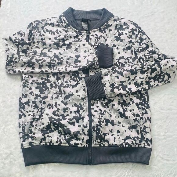 Victoria's Secret Jackets & Blazers - Victoria's Secret Sport Womens Gray Pink Camo Zip Up Bomber Jacket Size Small